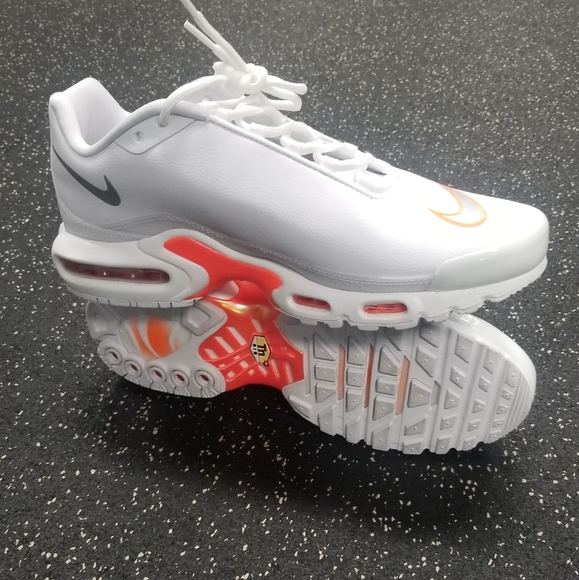 Nike Air Max Plus TN SE Big Logo Mens sz 11 - Picture 2 of 5